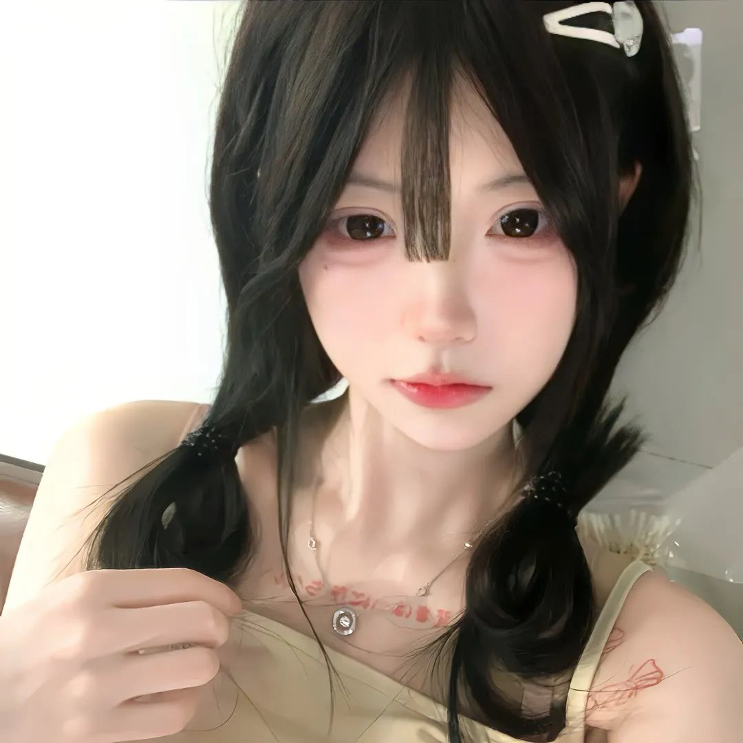 注视我心